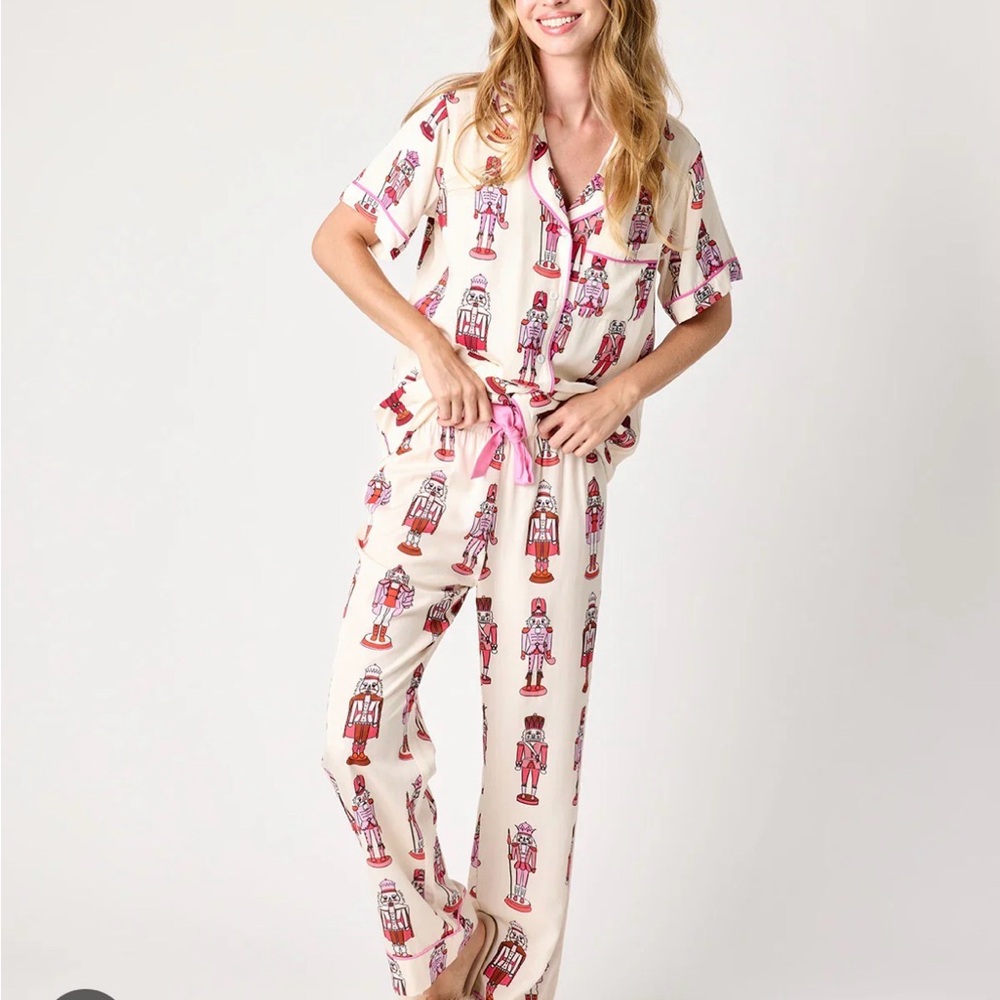 Katie Kime Cream and Pink Nutcracker Pajama Set size large